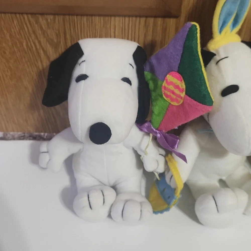 Peanuts set four